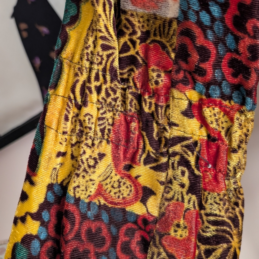 Colorful Patterned Women's Top - Picture 3 of 8